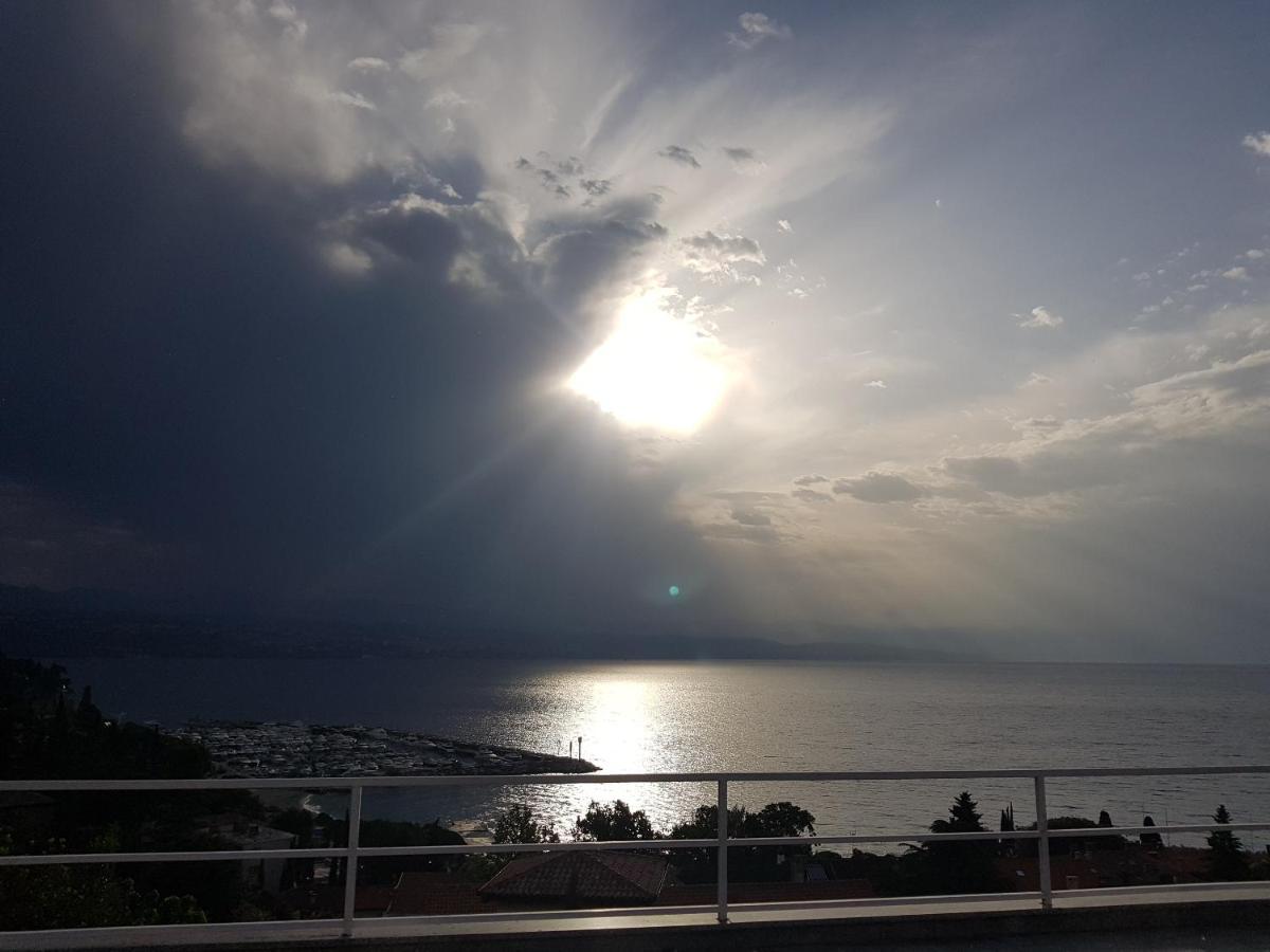 Salyna "Rooms Bela" Ičići Exteriör bild