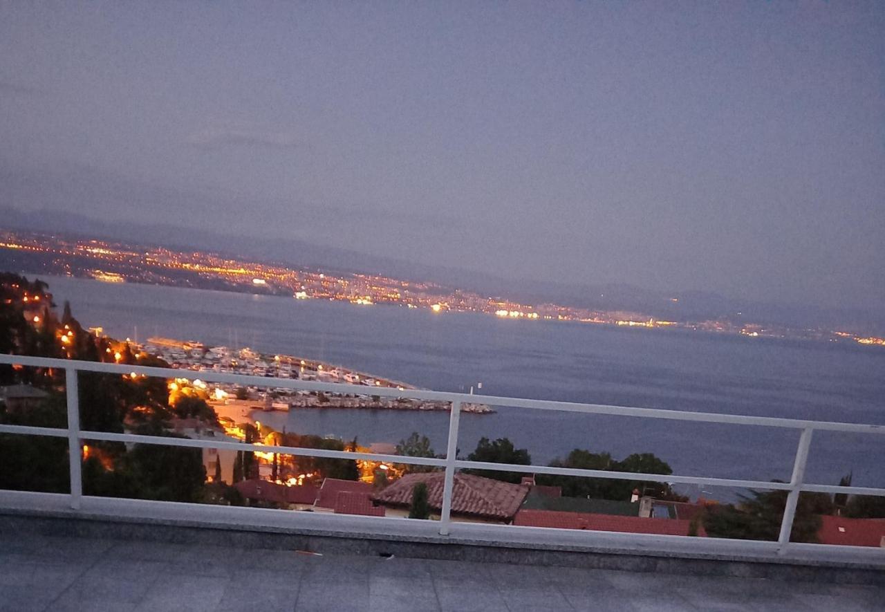 Salyna "Rooms Bela" Ičići Exteriör bild