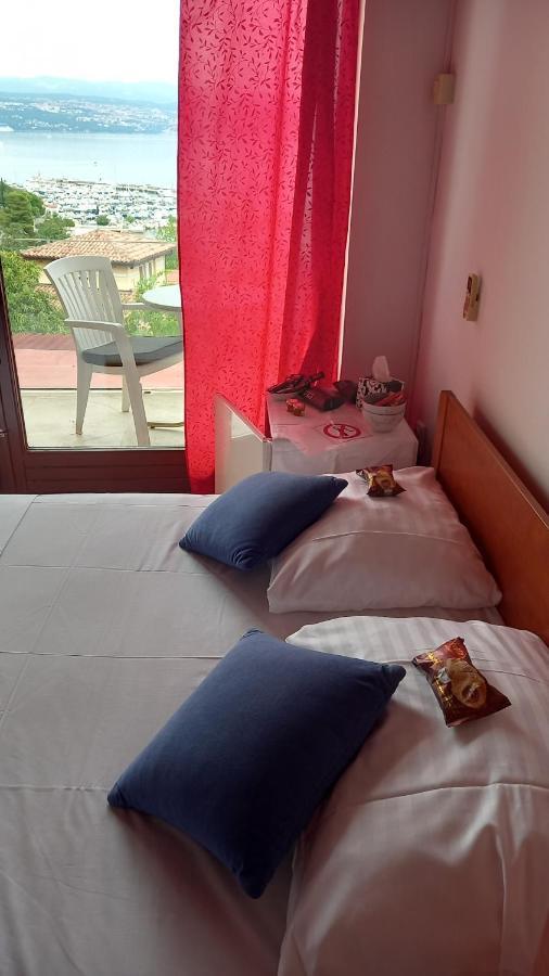 Salyna "Rooms Bela" Ičići Exteriör bild
