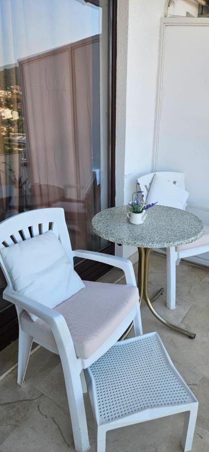 Salyna "Rooms Bela" Ičići Exteriör bild