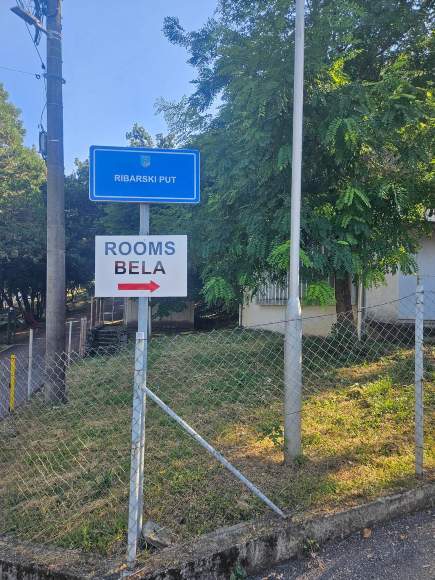 Salyna "Rooms Bela" Ičići Exteriör bild